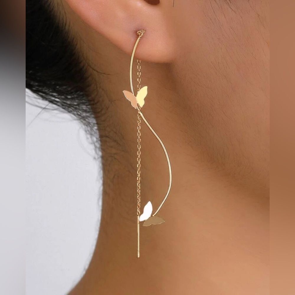 Butterfly earring A845